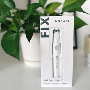 NEW - NuFace Fix Line Smoothing Device